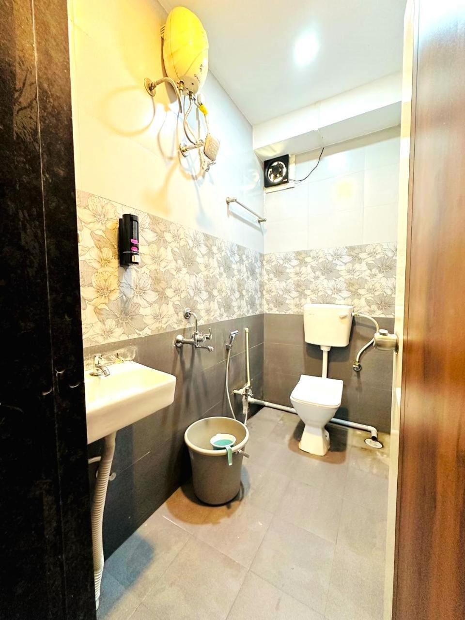 Hotel Elite Stay プネ エクステリア 写真